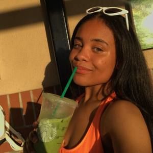 Meet your Posher, Kiolani